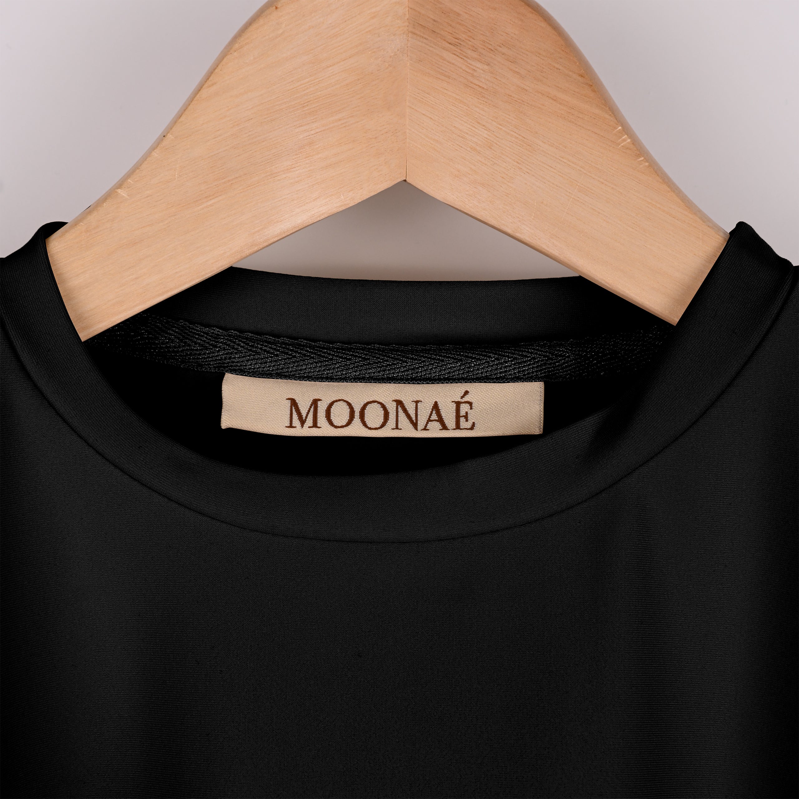 ELITE T-SHIRT - ZWART